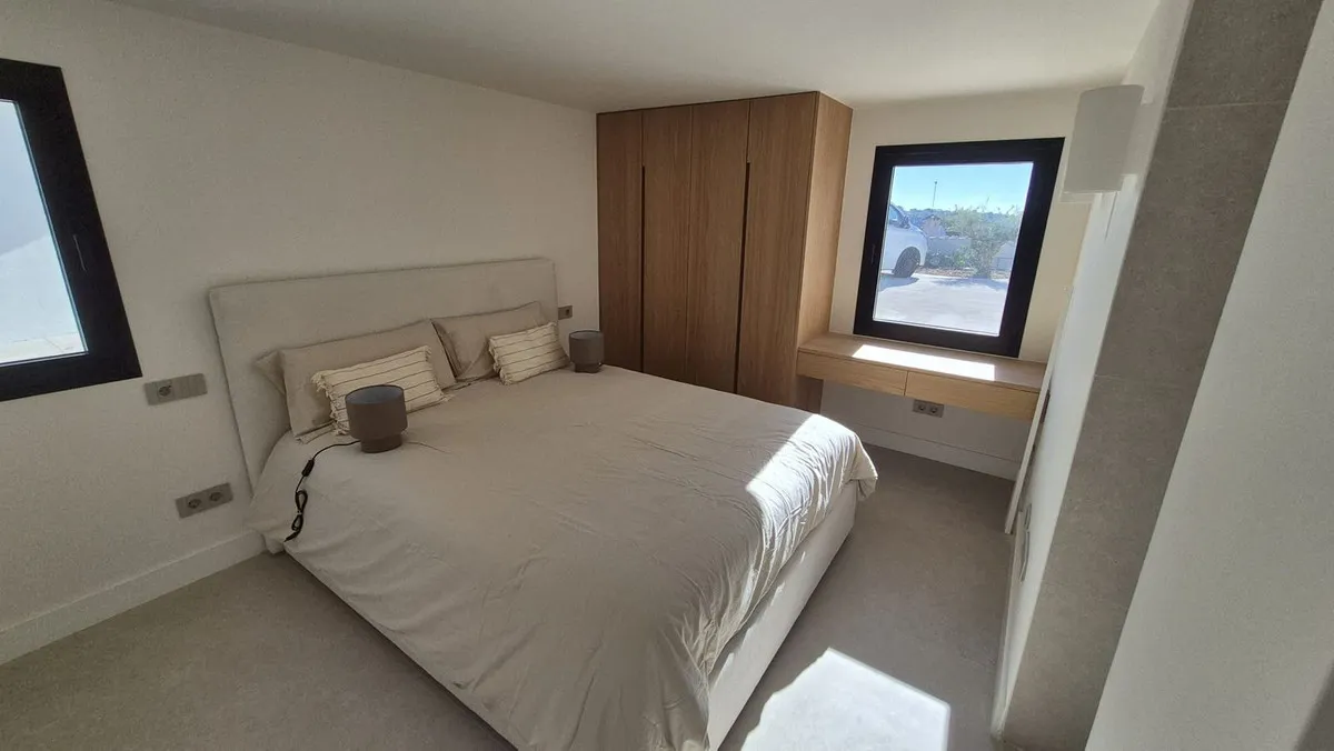 a1c9c94c-167a-41d6-b6c8-2163a7248486