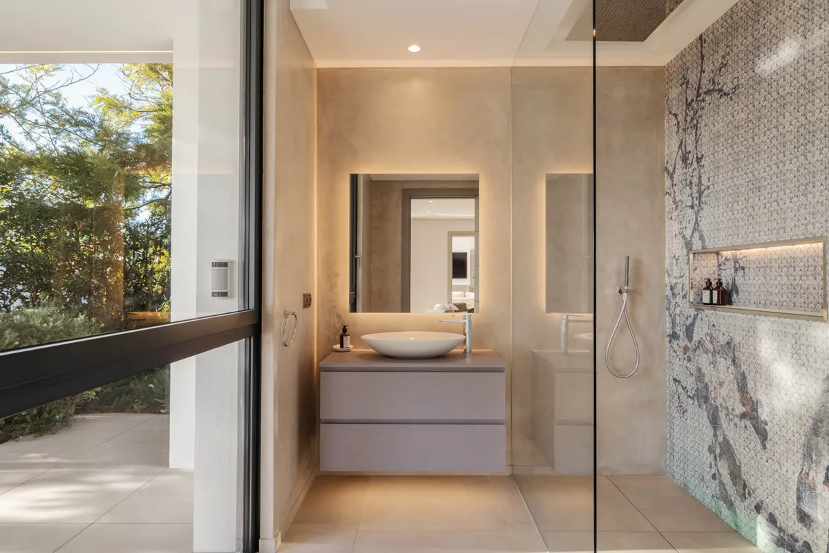 2281b264-fc78-4881-aedf-4f0e29be1889