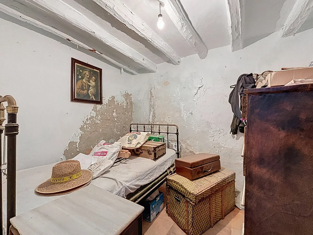 0f5f24ea-0435-487f-bda7-694496abd4a4