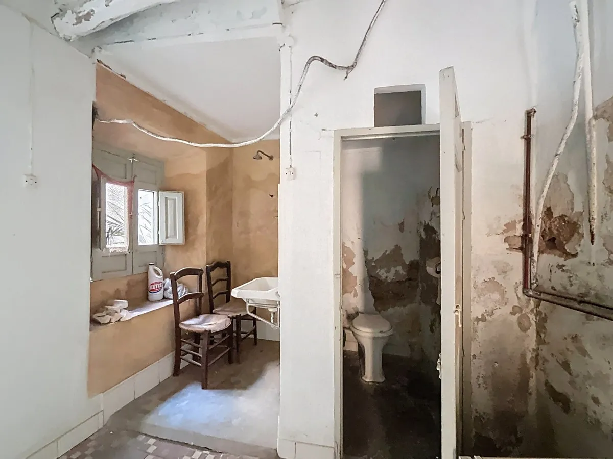 7e54036e-e05f-4313-a0b2-a90cd6b7e359