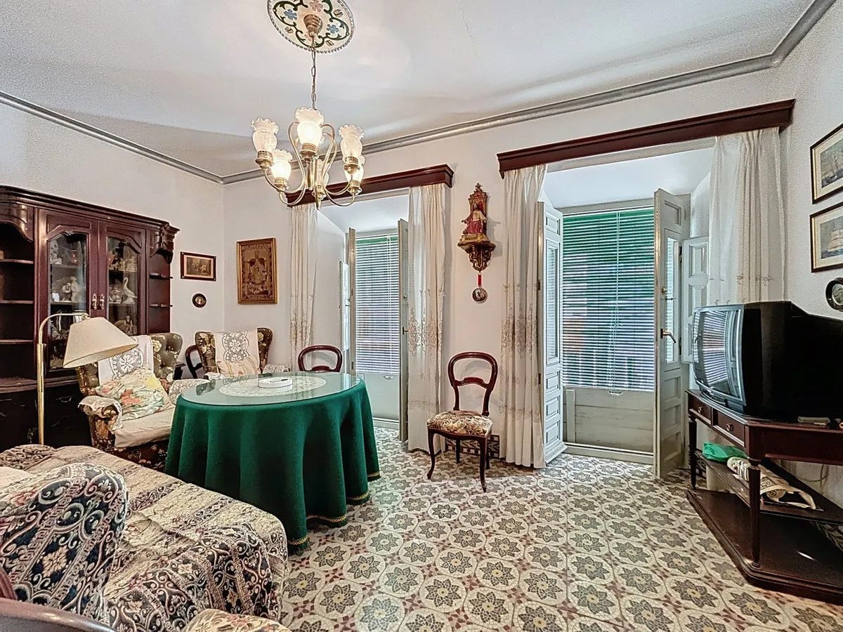 87f4d694-0903-4f80-a876-5f9dbab77405