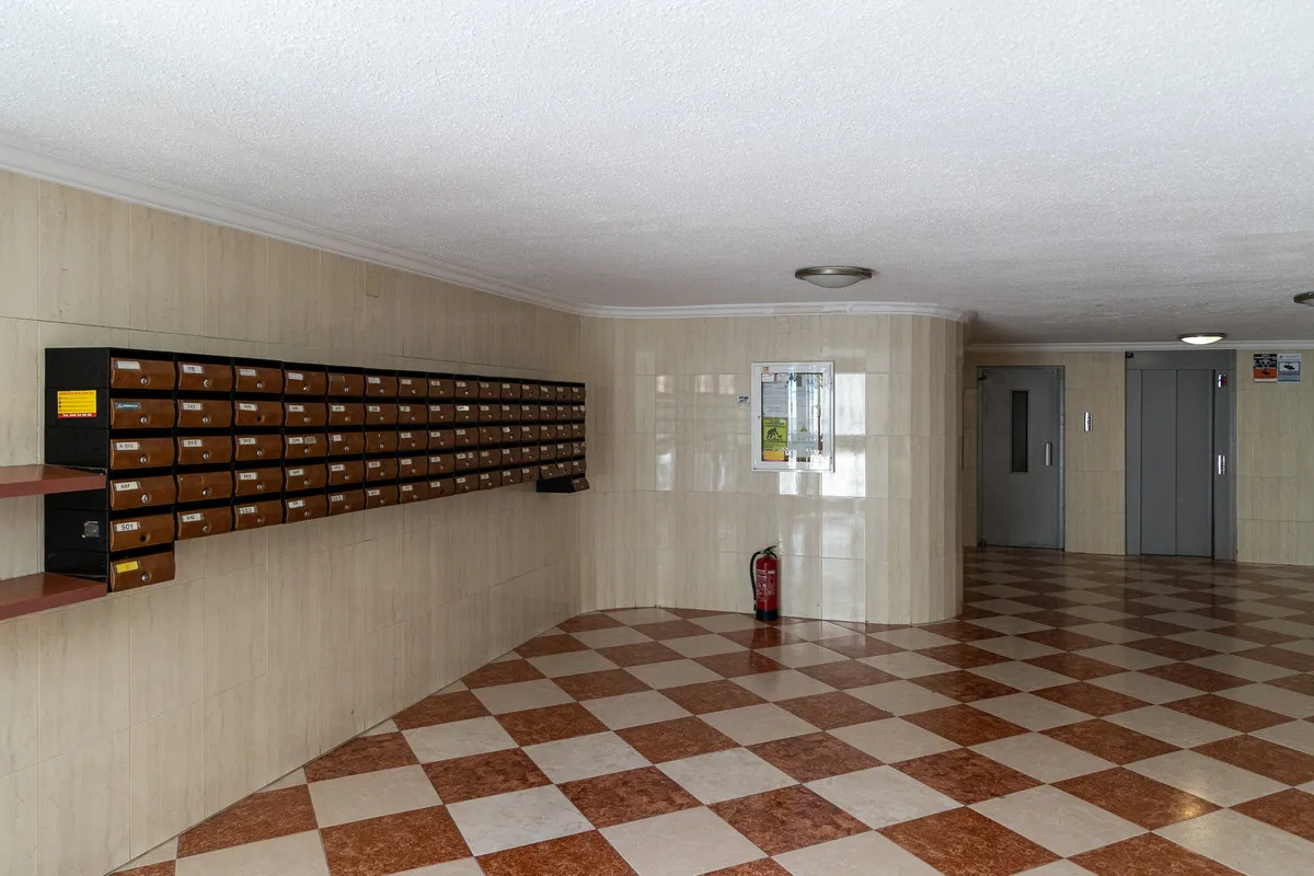 32feb2e4-e36c-4131-9f0e-016075350b90