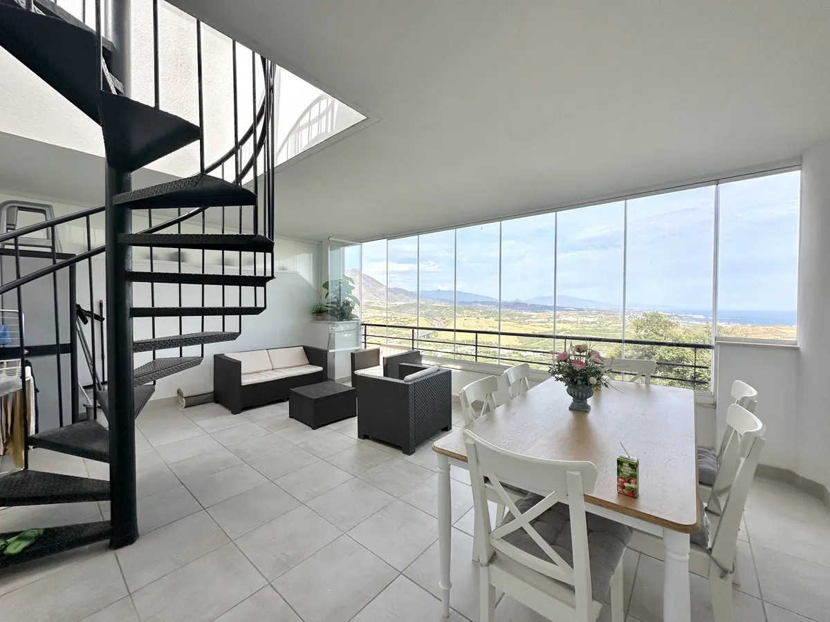 2c70baae-f8b8-4625-8a40-230518c51349