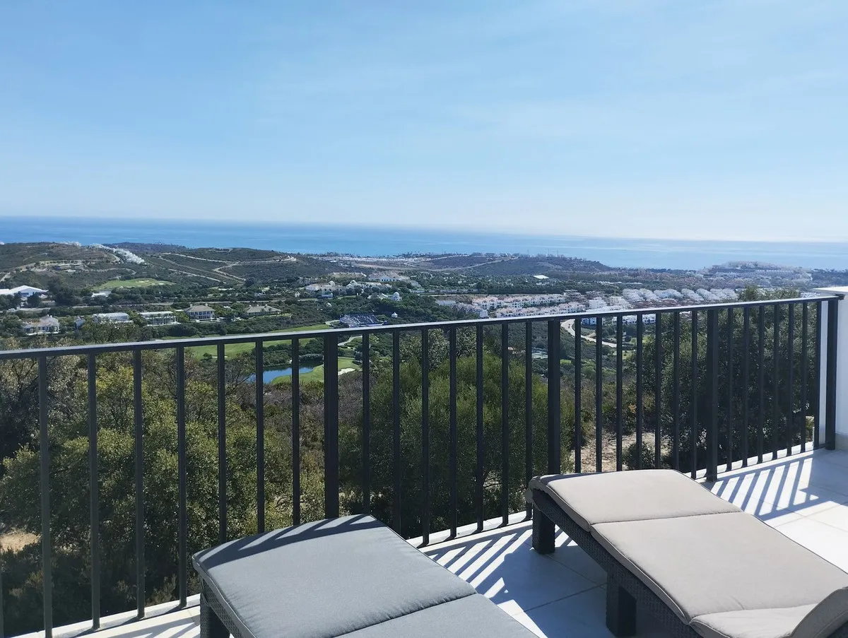 50d8b5bb-82e8-4c83-9426-22d8ae799303