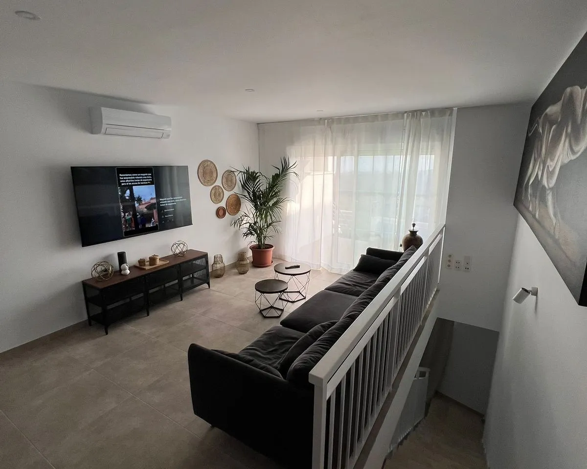 17371c4b-d948-4a10-88b9-fec70a203c5b