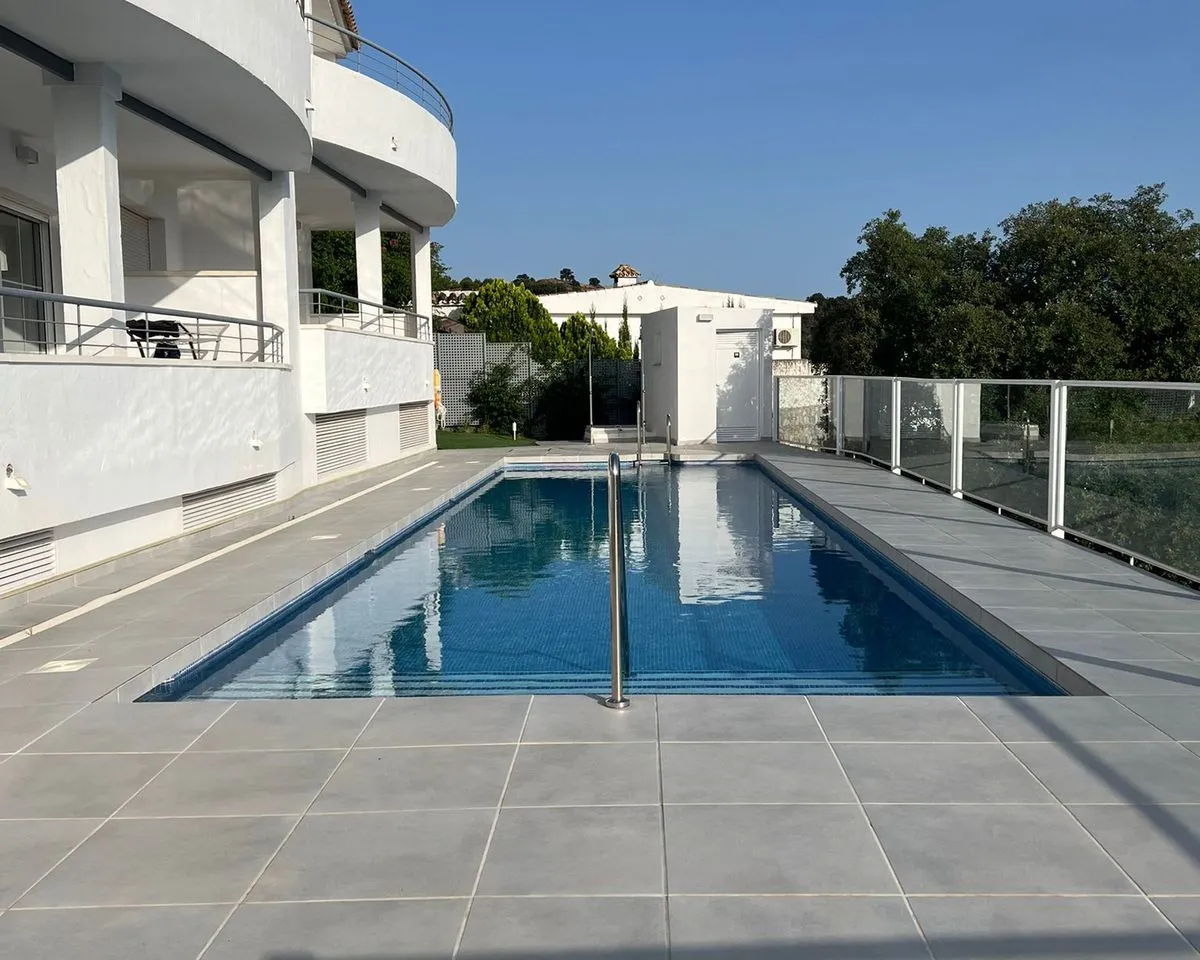 cb6950fd-4ad2-4700-a13d-bb47cc332cf0