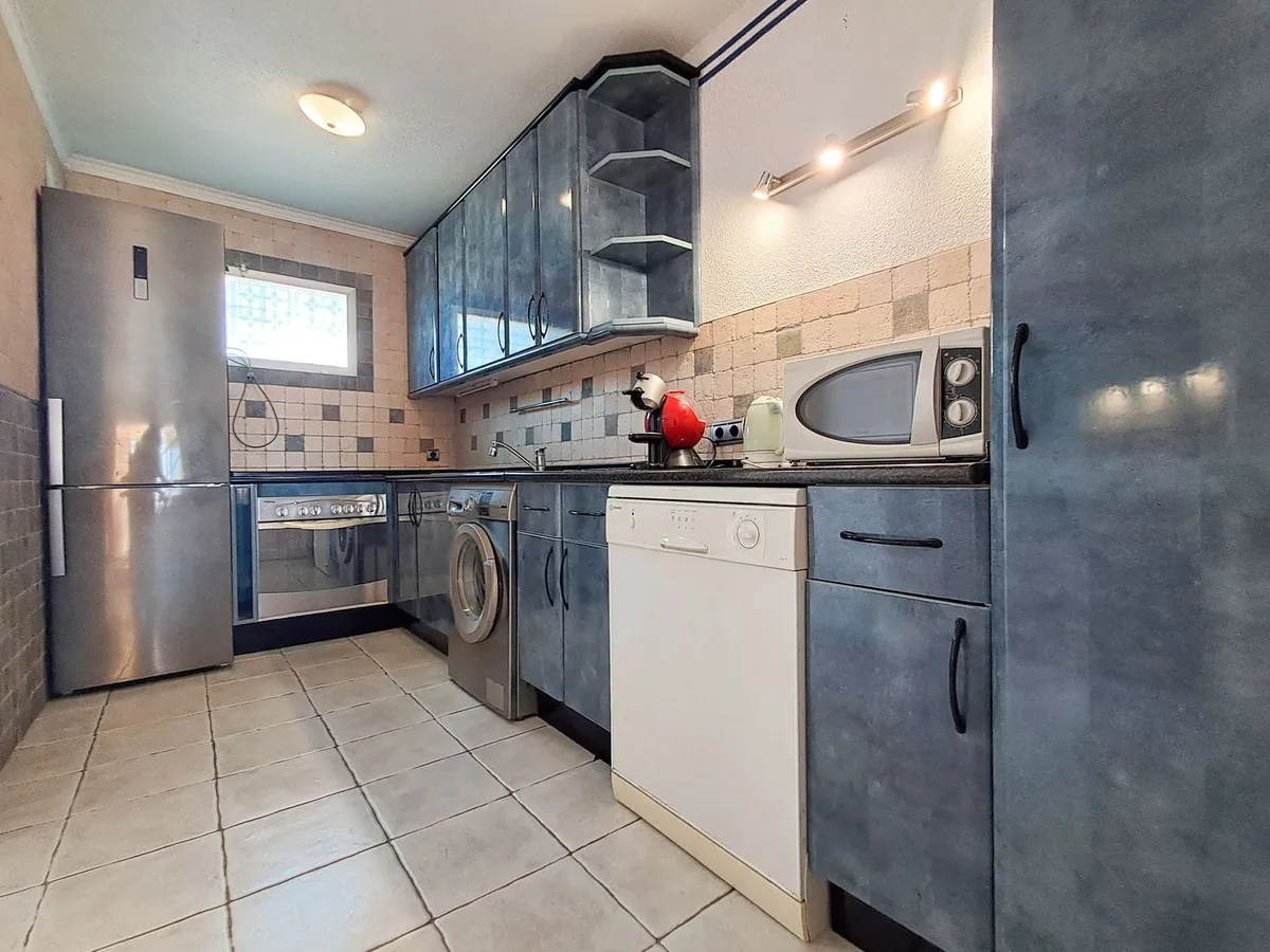 36b2322b-a15f-4fea-bab4-fa257ba09551