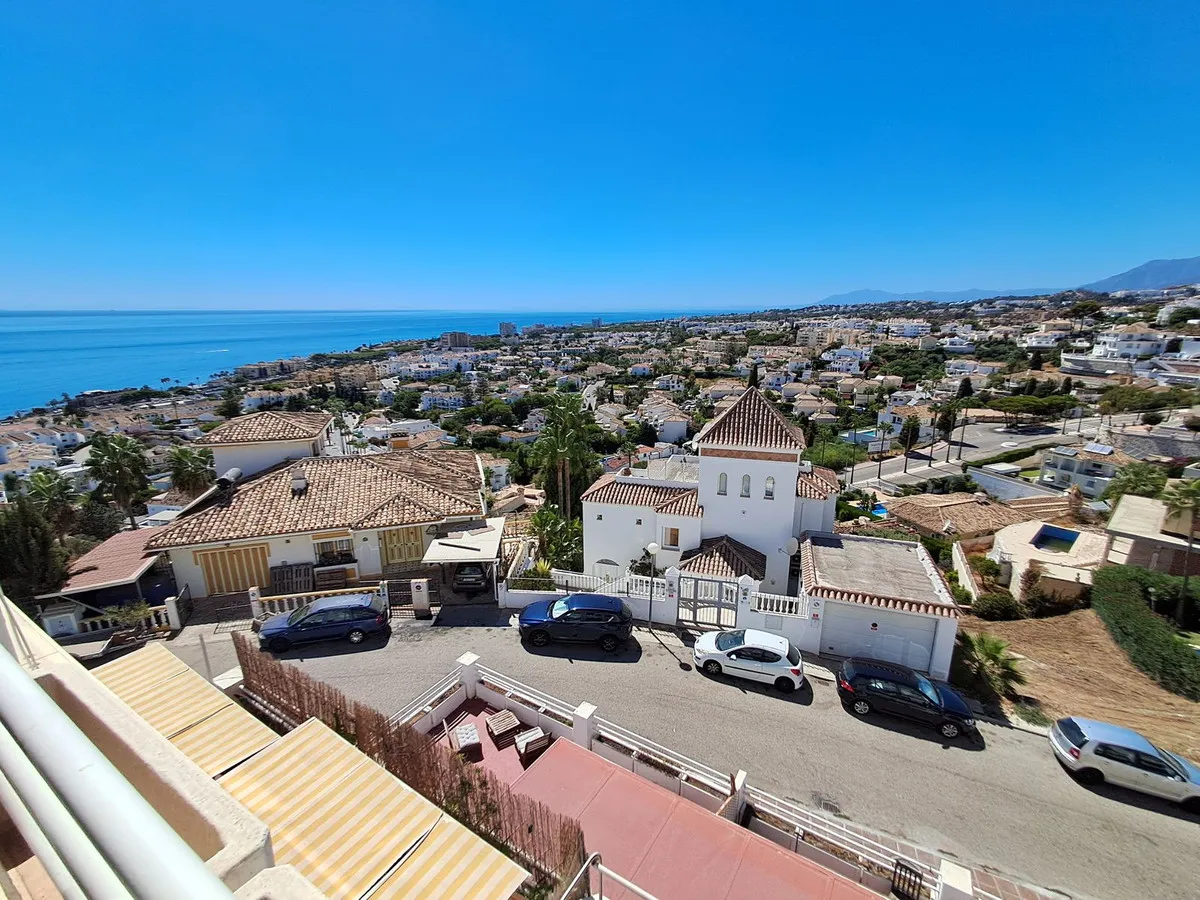 9755e575-7020-42a1-b271-d190a67f3027