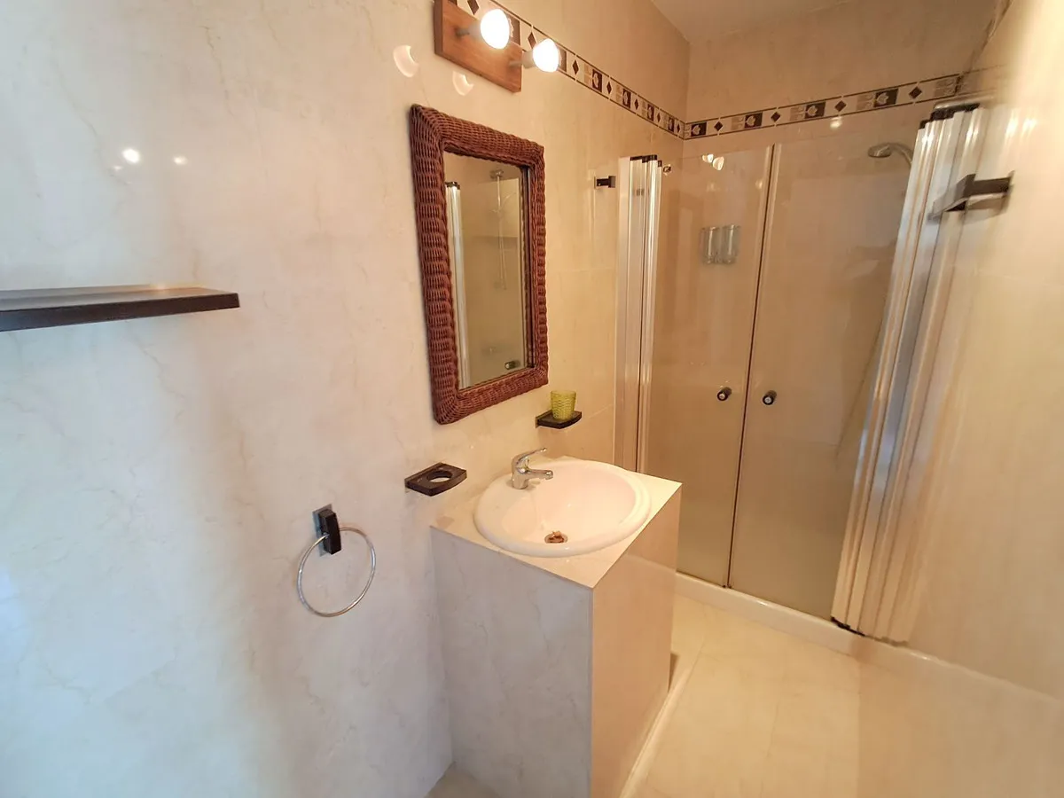 c92fe834-7138-4d6c-8814-b35ad6ab302d