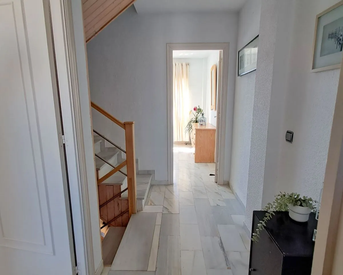 f5e380d6-7a0e-4b0d-a95f-881e41fc8c5e