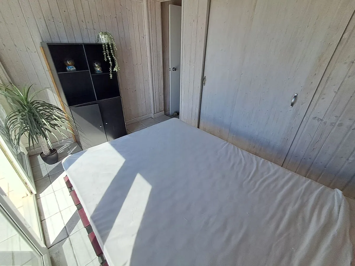 ff8d5e63-cc33-4503-ba07-ccbd7b4df2a6