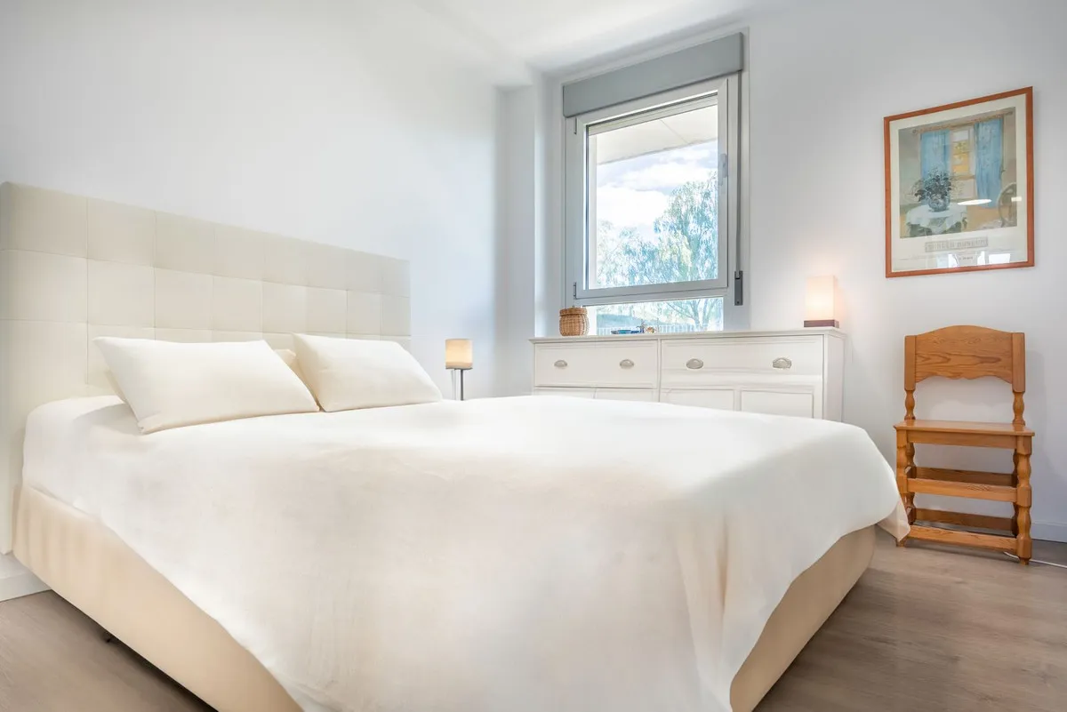 f97beab2-3e20-4ca7-8347-1989b50df59c