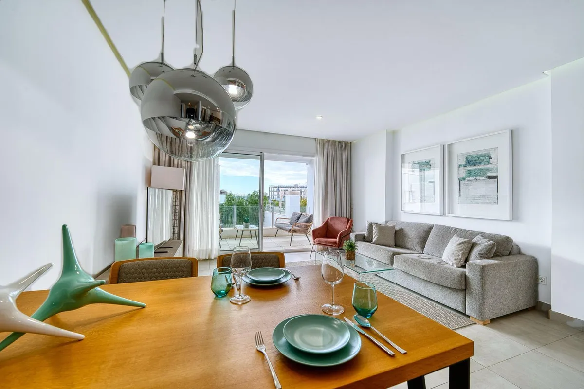 1231fe26-3383-4446-8e3b-7a84d6dba760