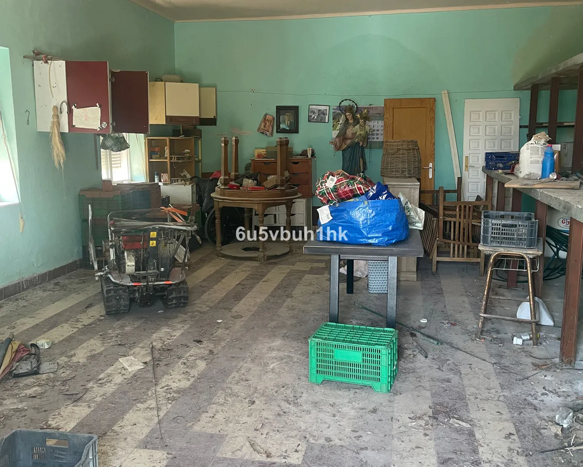 aa3a8176-6e65-474d-8fed-e7b2e555463d