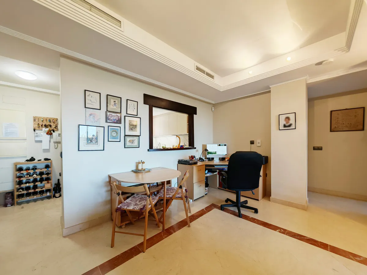 653d6b54-702e-4a30-b221-a148c5420994