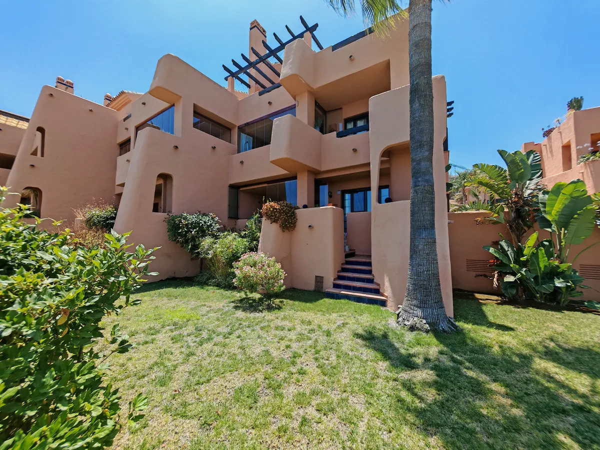 8b7bacc5-c410-424e-8d32-28912d0ec4a4