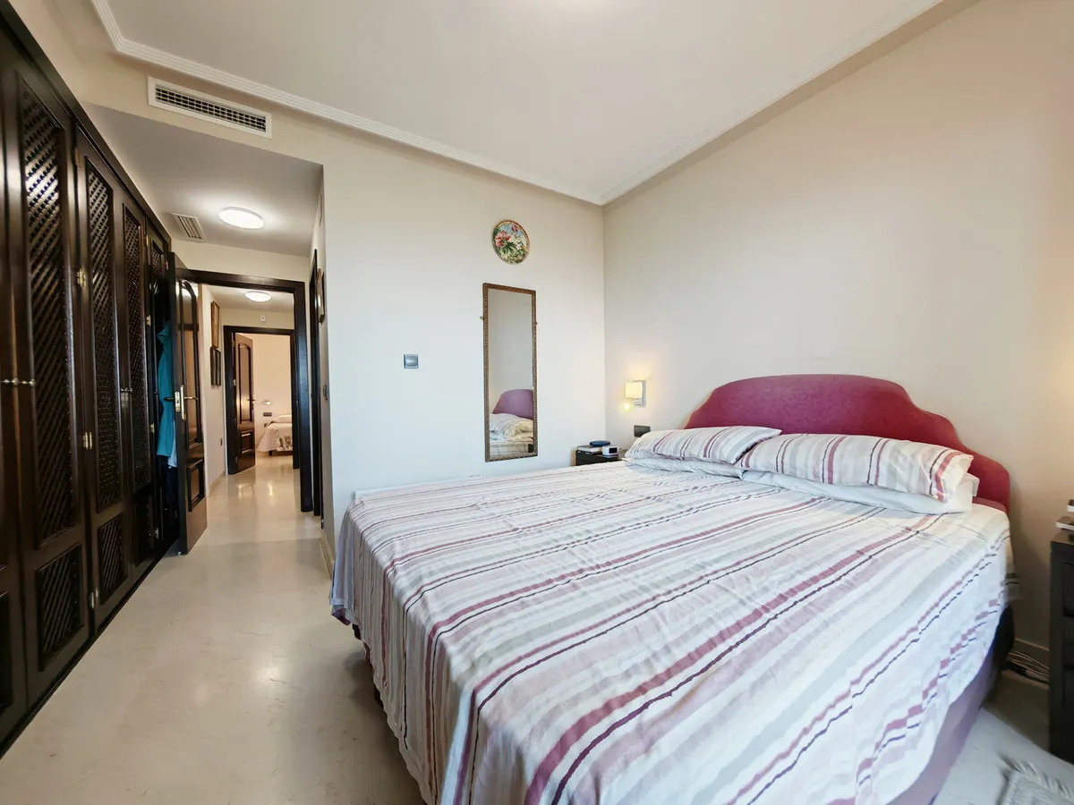 c7adff1f-40e9-4d0d-865d-a0331e3269a7