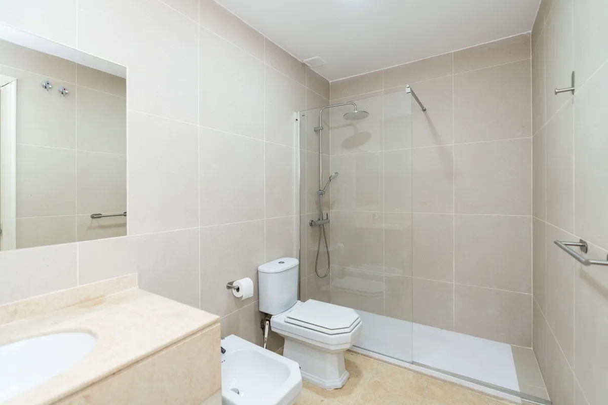 36dccfe9-9deb-4bea-9f0c-370a086fe5f2