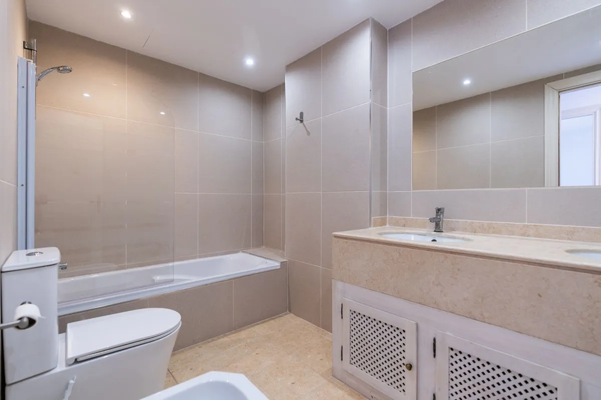 ba1826e7-5fb7-4040-aea1-83ec8a8fa4c2