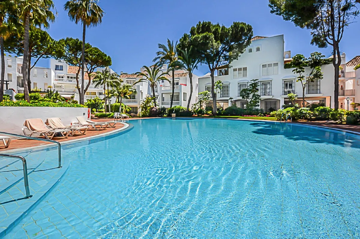 0e0006b8-3d89-4092-9ed0-0acede5e66ae