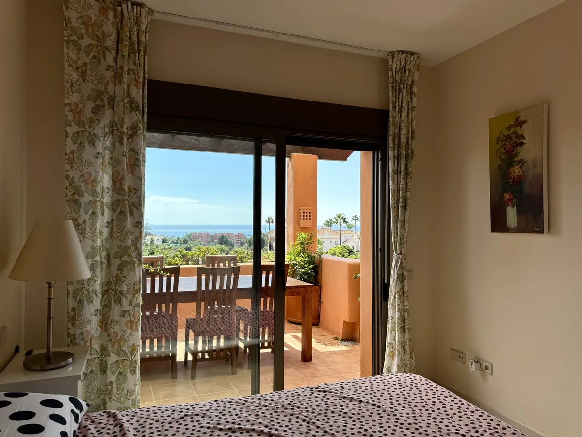 1c3e53db-0394-4ccc-9afc-1970fdad4c93