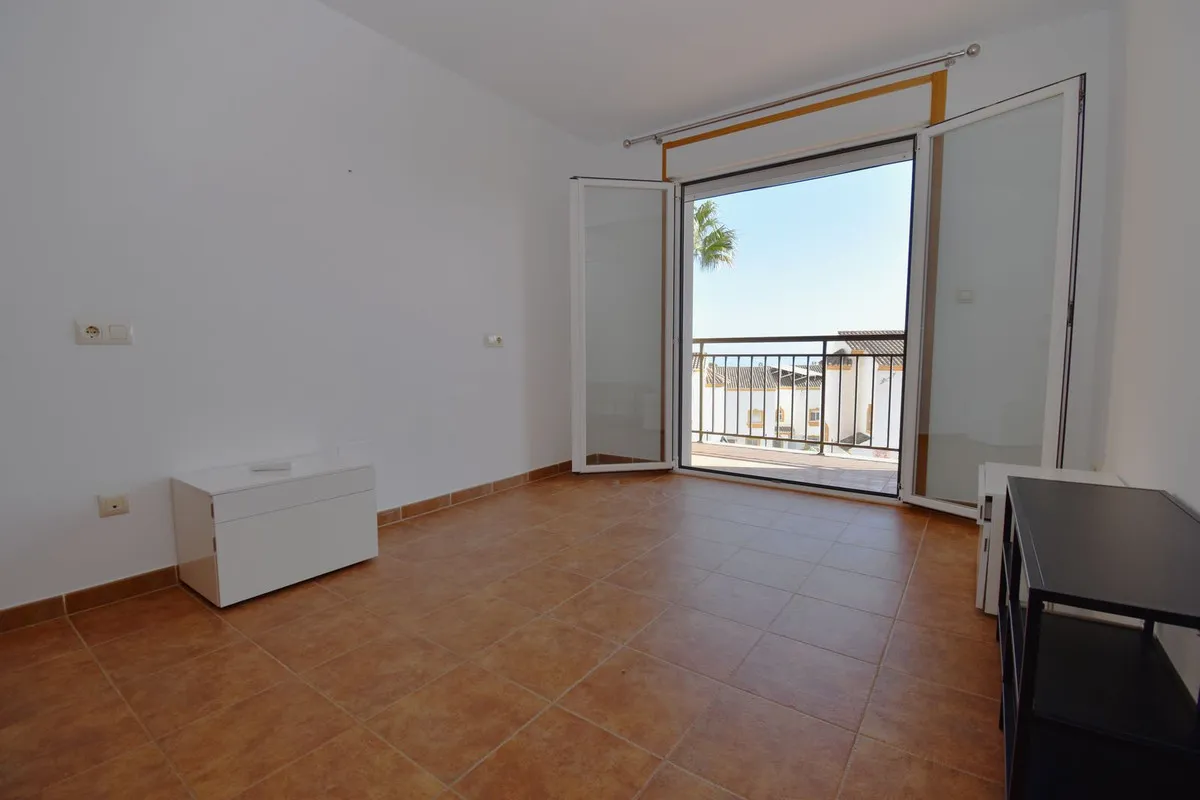 02d8c8c0-a66f-4f45-a7b6-9b5fd347b7c6