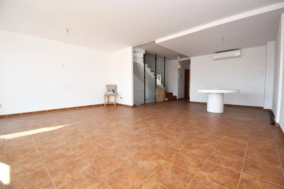 49f5a185-68c0-4a13-8655-4c14309a301a