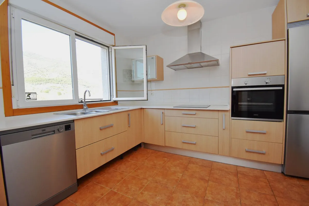 edeb05ab-49b9-4cc1-a84a-452b89cfac06