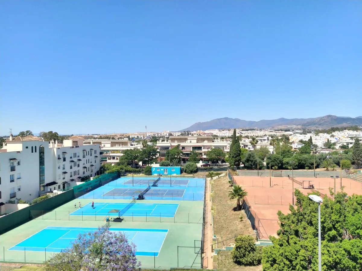 0e8bf0e9-1883-43b5-86c5-5569a507d2d8