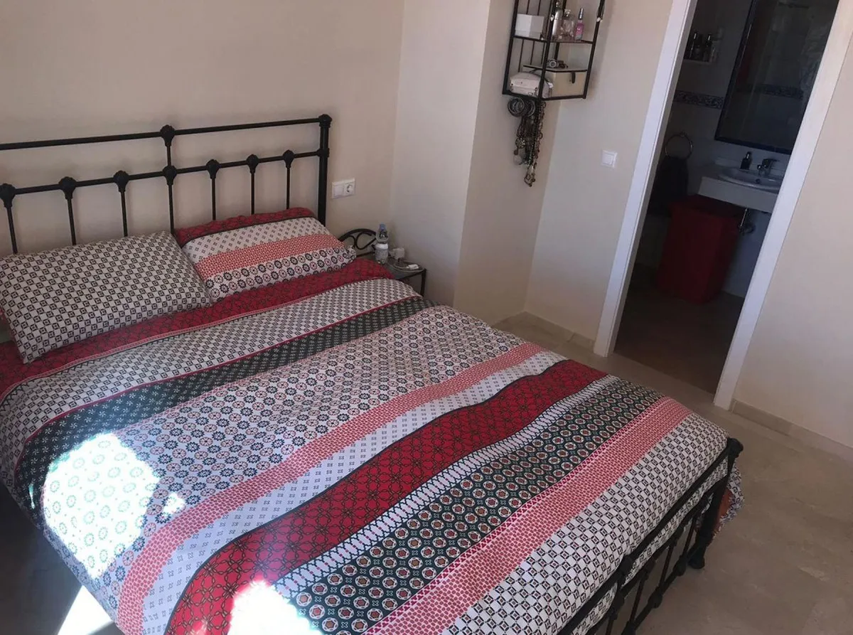 5b4e635a-e0fe-434a-a1fa-bc96229cc146