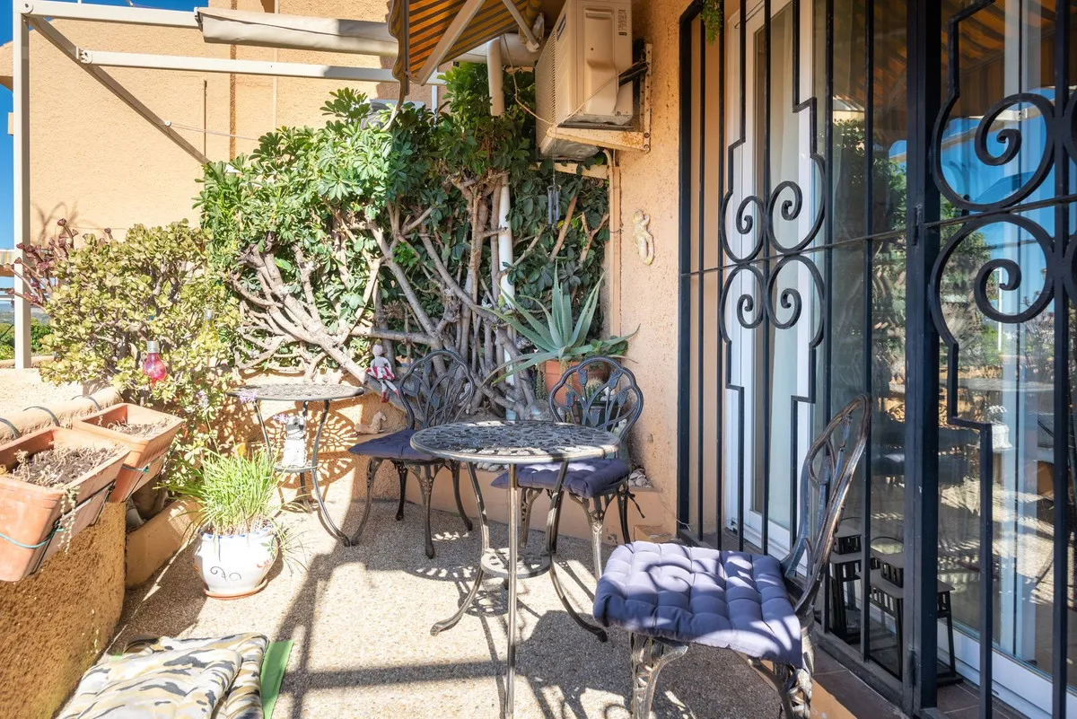 32e78979-0c4b-457f-a9c9-10acf1d2a7ae