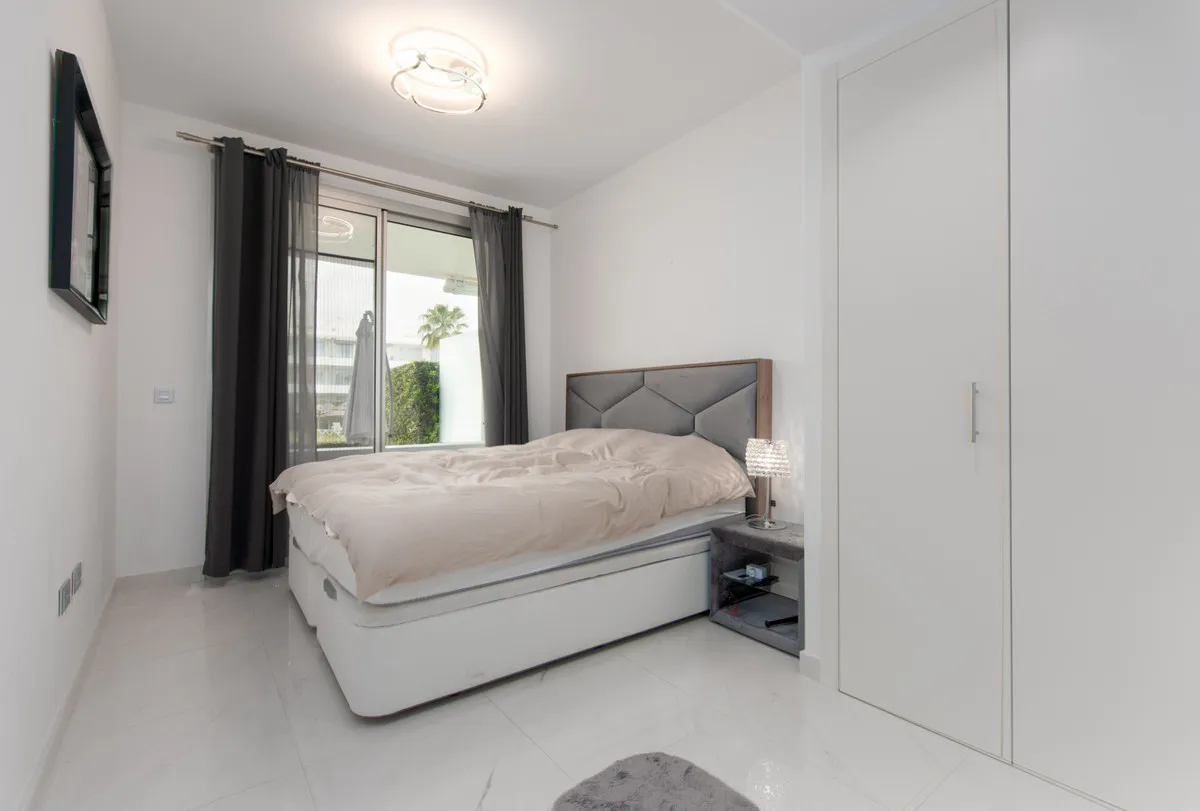 06ce89b2-f063-4ce4-8066-291b515113d2