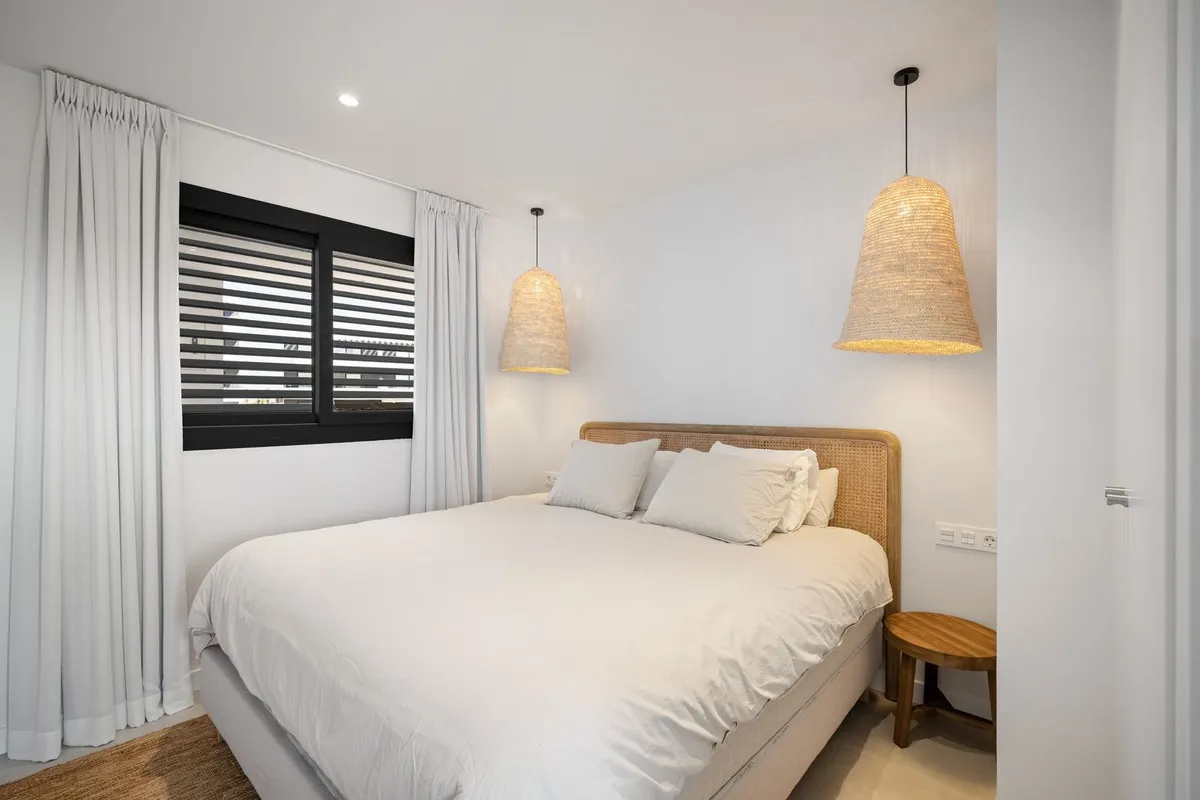 705d718c-0953-4feb-a28b-07232bdce158