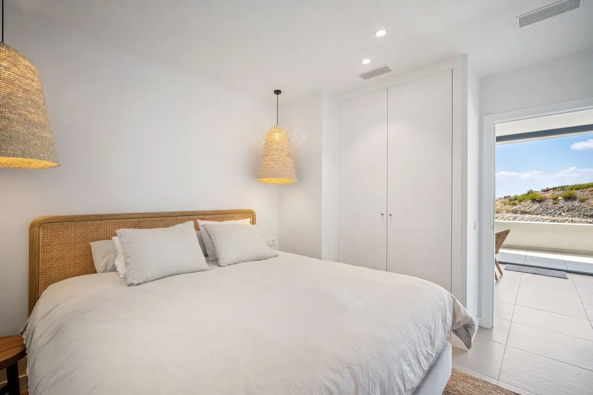 9bfafae1-27f2-44d8-9149-29fe2dcf7e0c