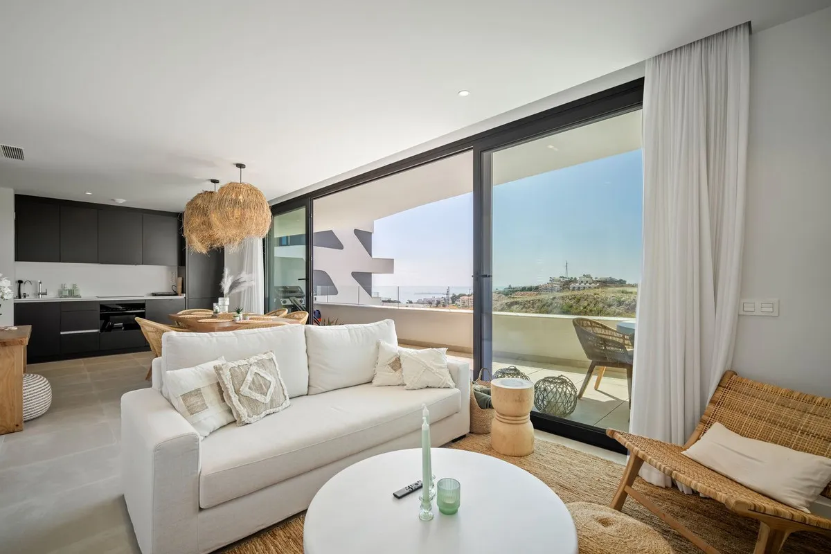 b592b88c-9eba-4cd1-af22-826f2d69393a