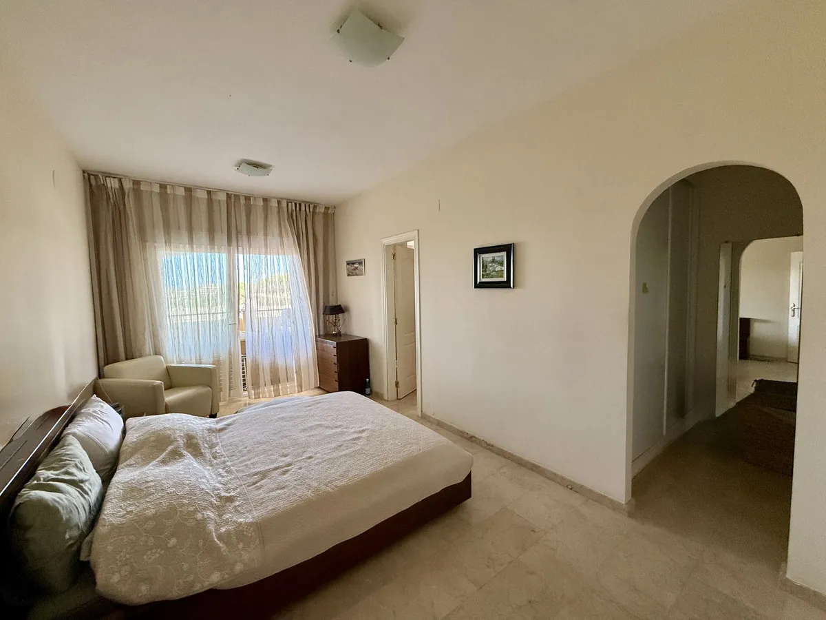 8eaadad3-5fd5-4271-9325-f35fd8557487