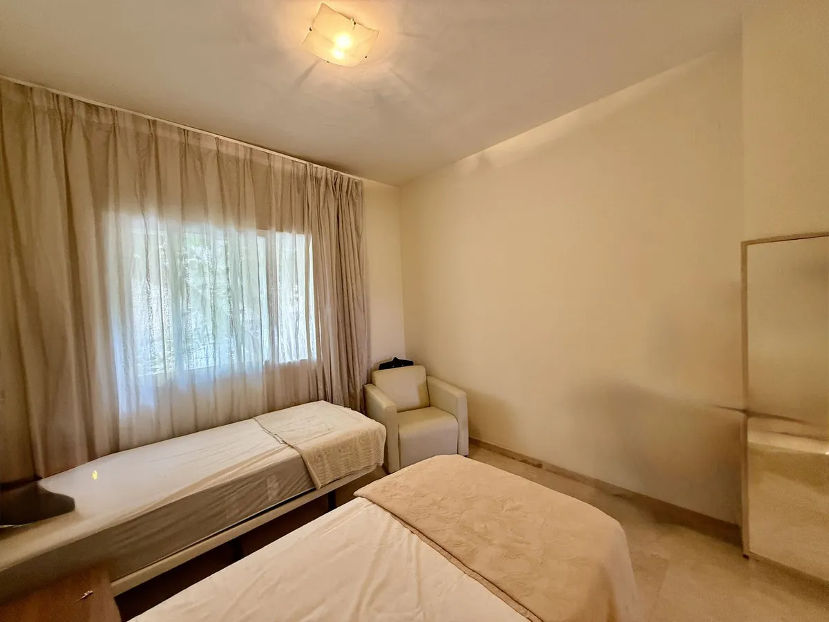 c7a97e30-822b-456c-9362-cdc9f931a89b