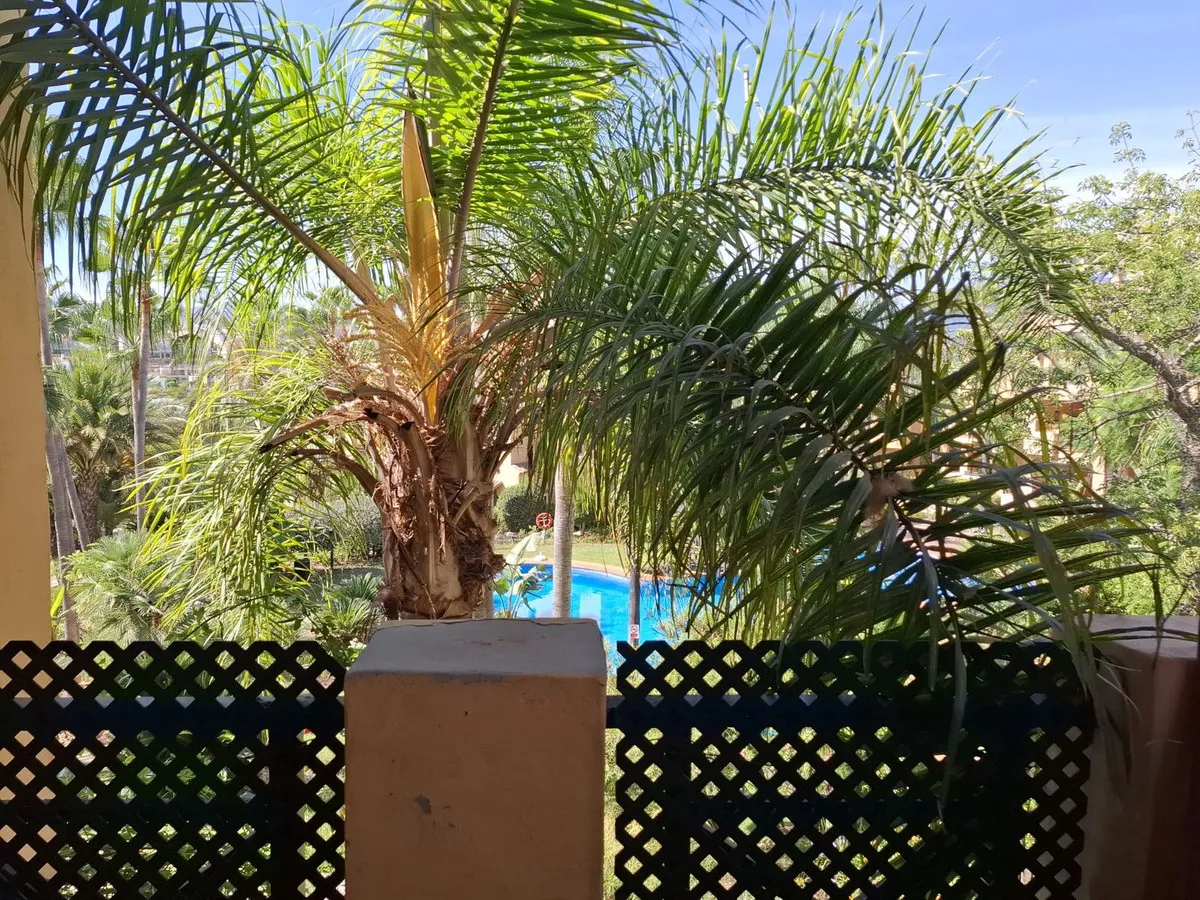 e1da4a1e-38f6-4470-8492-764d0ec62f8b