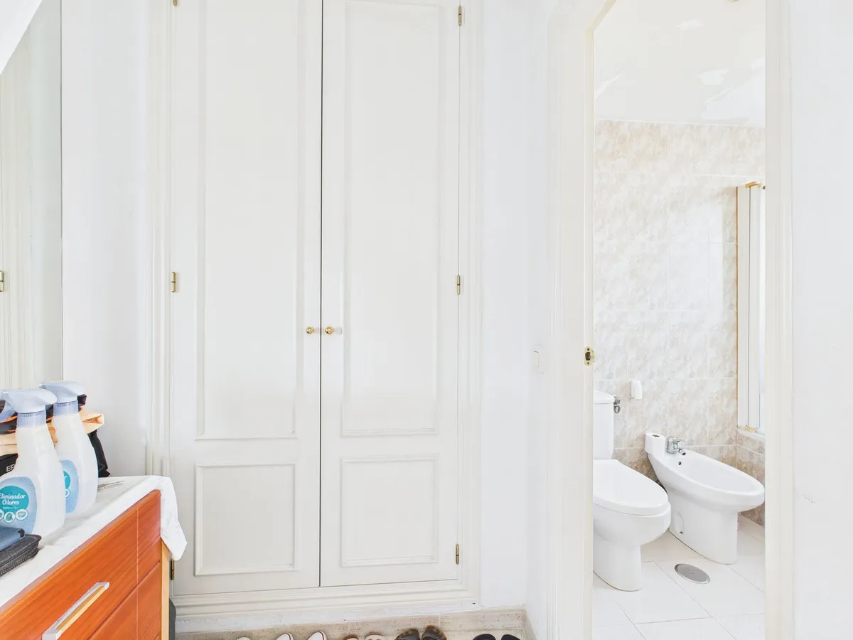 4c9ddd04-92f5-4f53-b2e4-d3754f9e523c