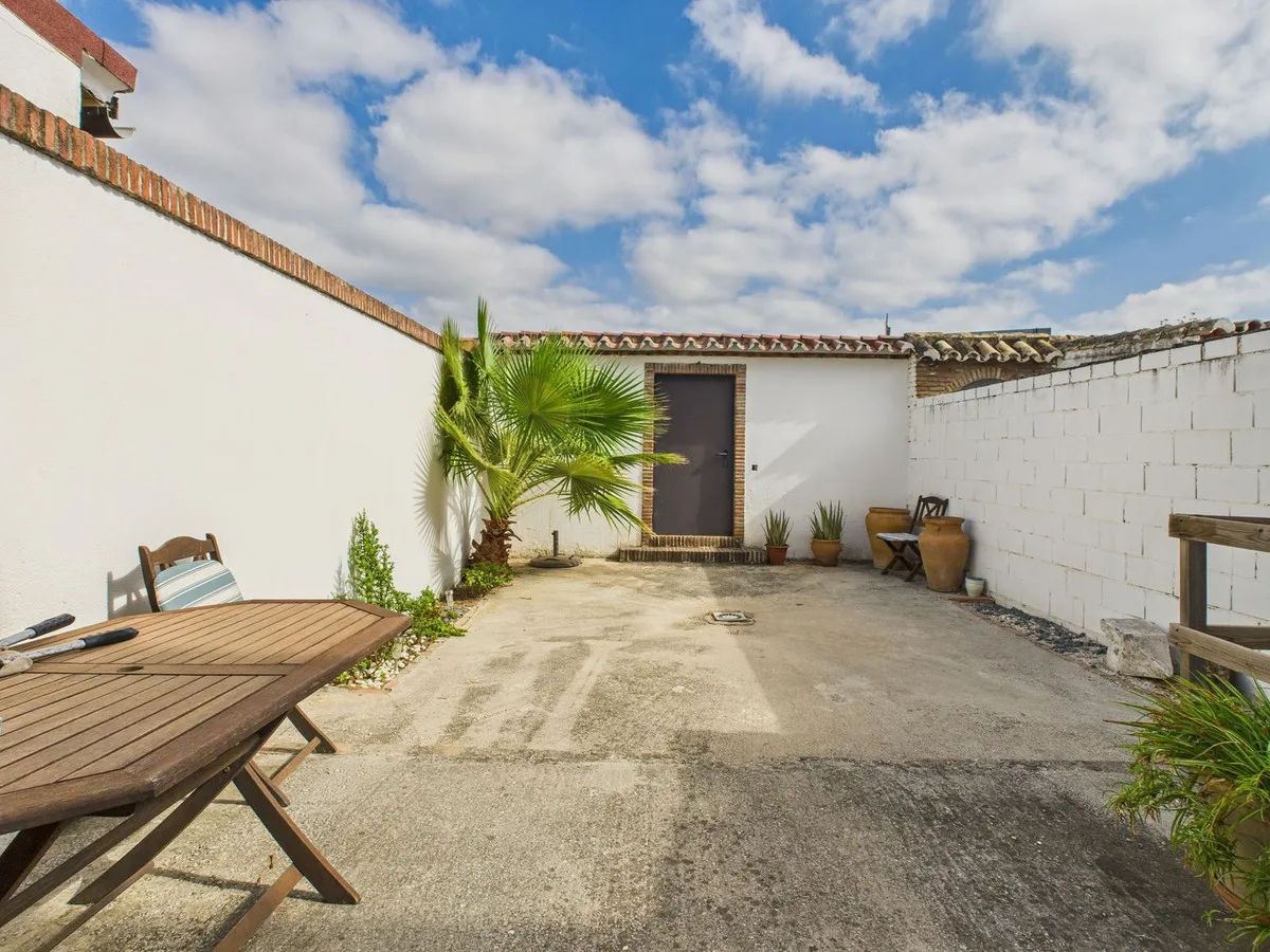 ae18e301-39a0-4035-b860-816c9575b260