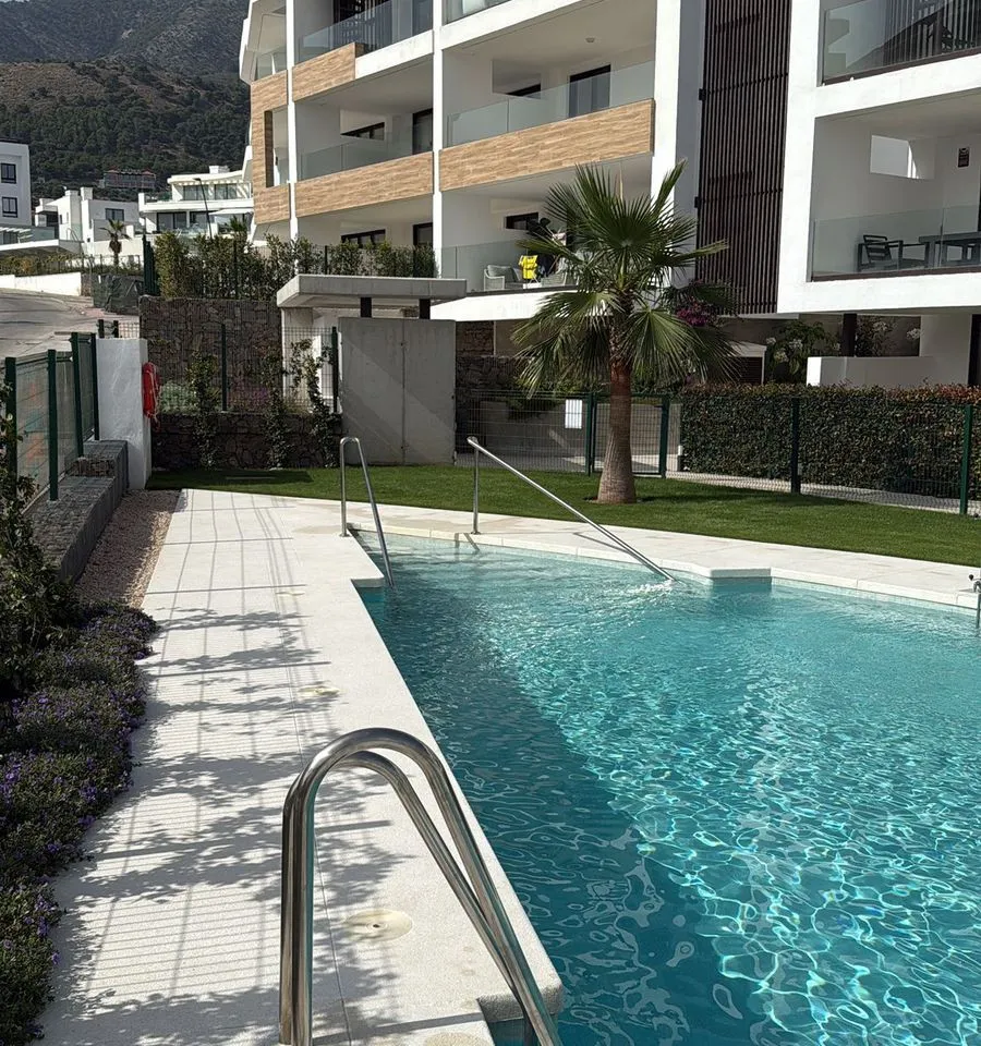 c9b86cd8-c7ad-4eef-8cea-d48d63c70c67