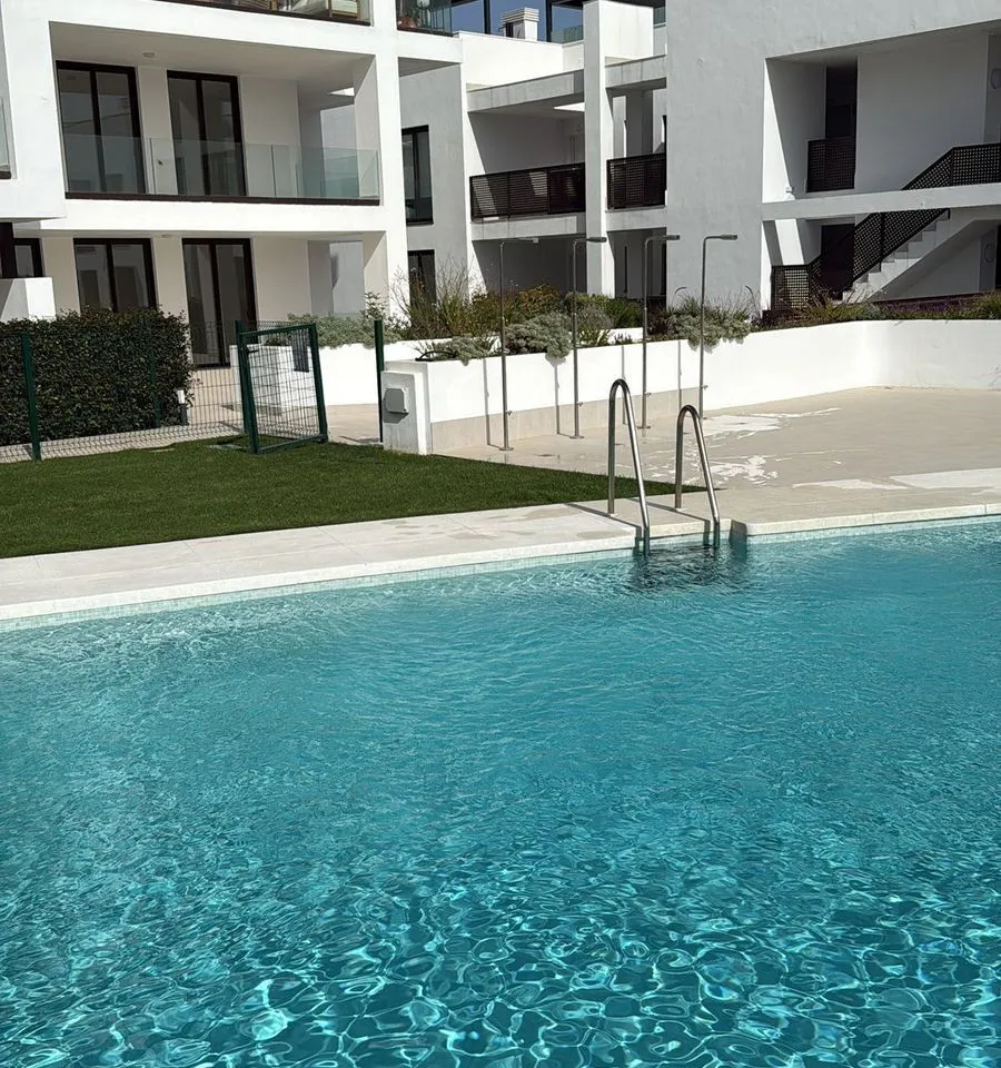 d21e8971-294a-47de-8aa7-a7a184c77bae