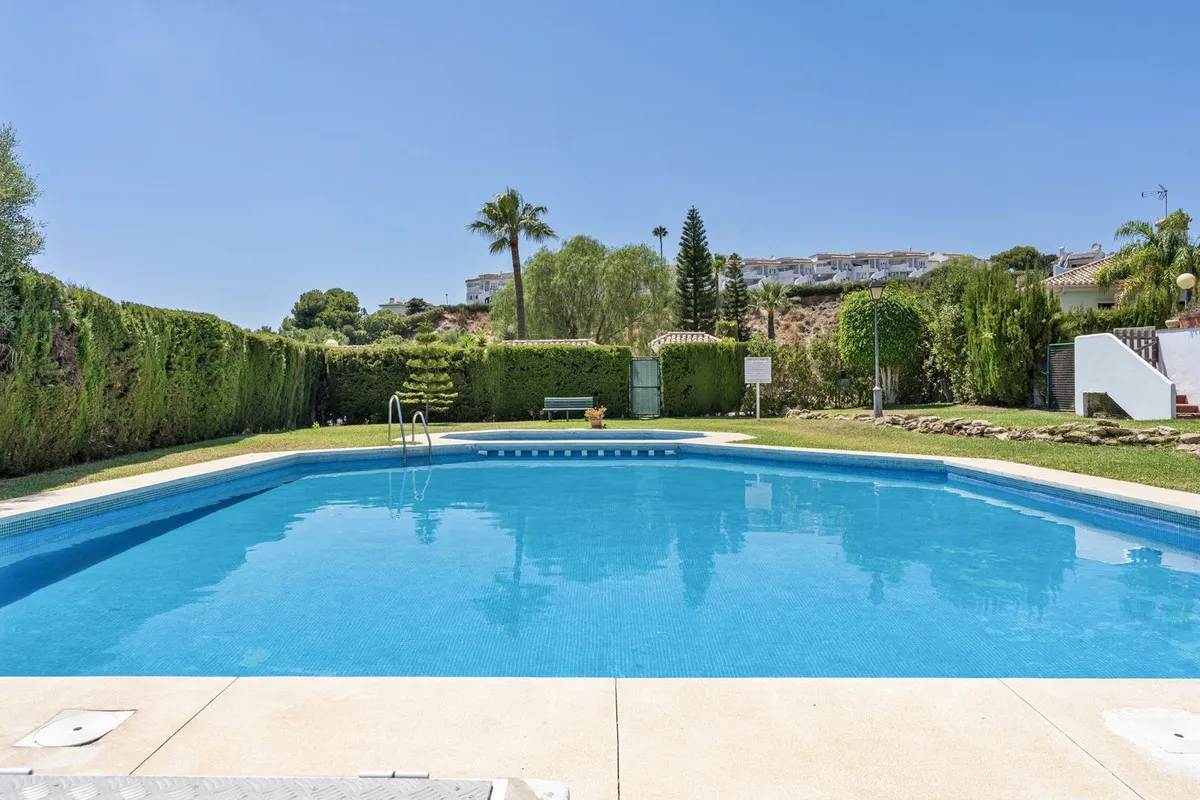 0072936b-fc51-49ab-9ae2-c9922409c3a5