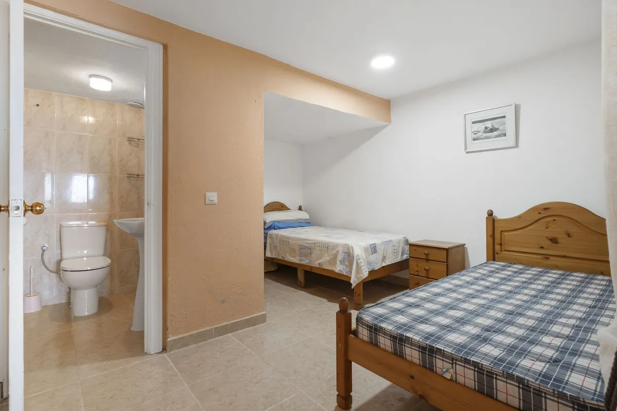 00c41476-ec0e-4706-a92f-c61fa3cddb6e