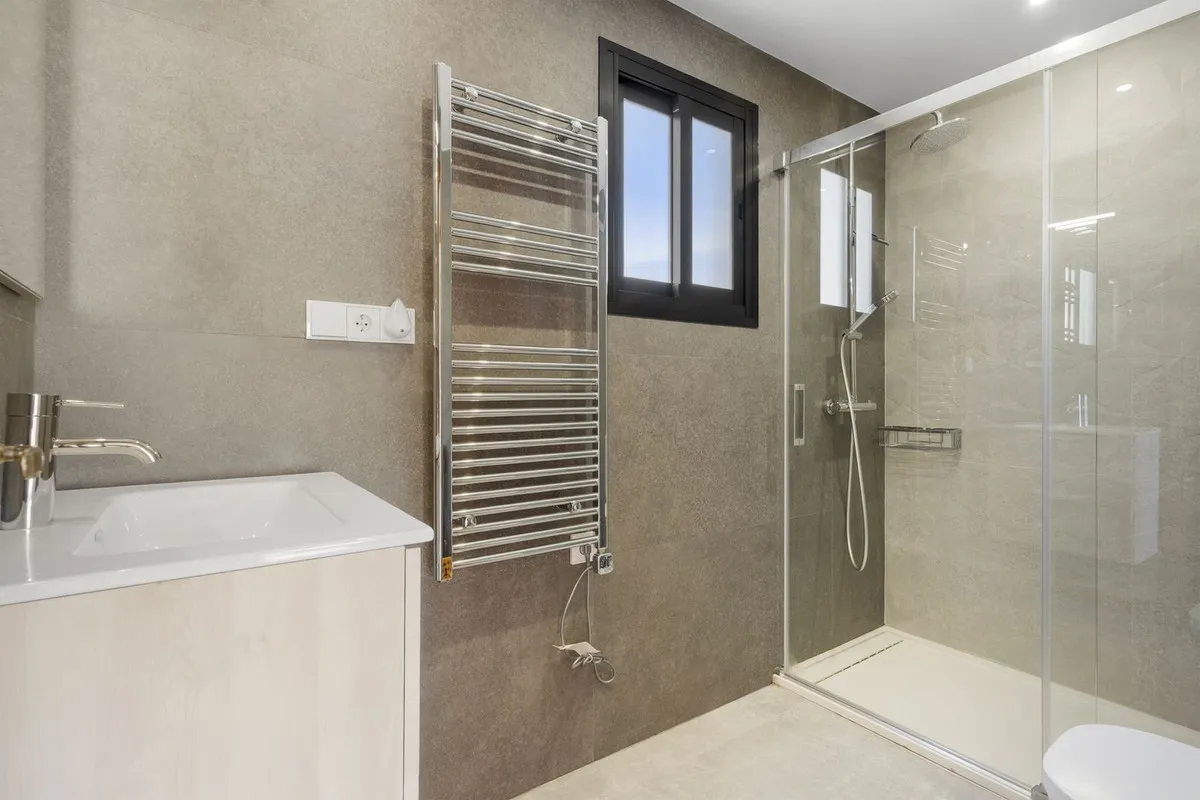 9cebcf30-f29b-4823-8b84-74a64db947be