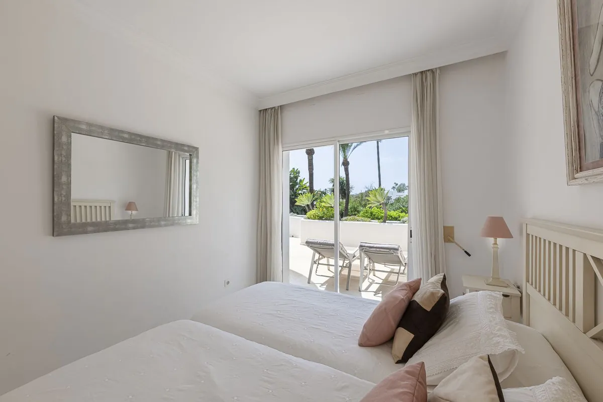 1ace9c84-e26f-4faa-9617-d1f5f7a1e2f6