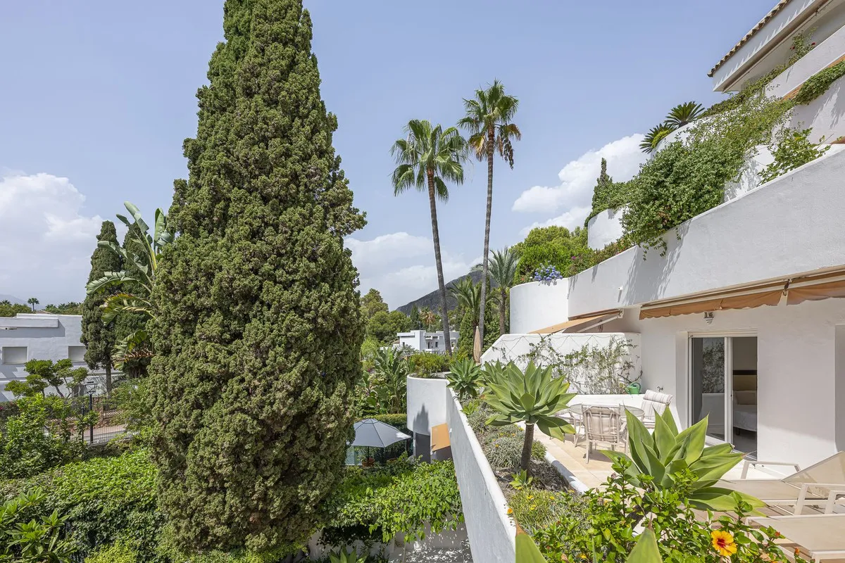 39f3f07f-419f-4ea7-87ba-4c9d0a077e4a