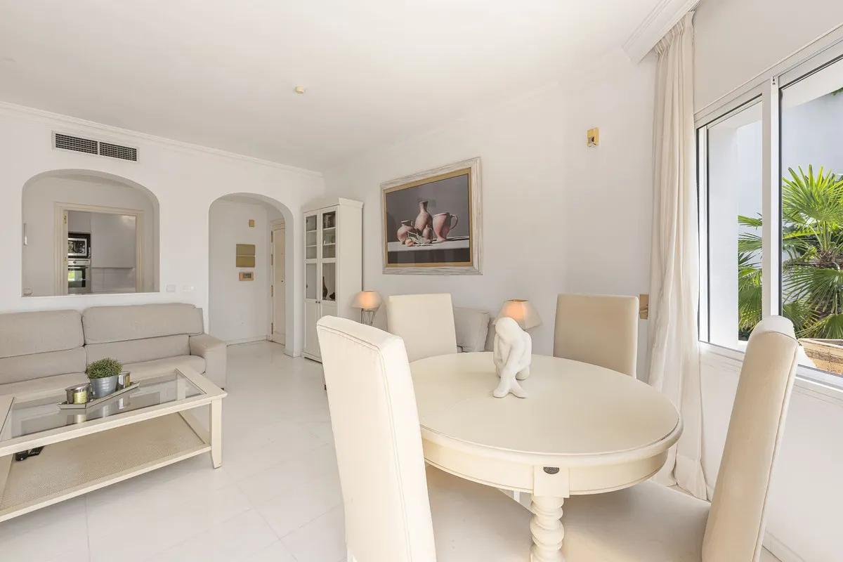 4f47b1d0-e32d-4b66-86e0-63976589eaf6