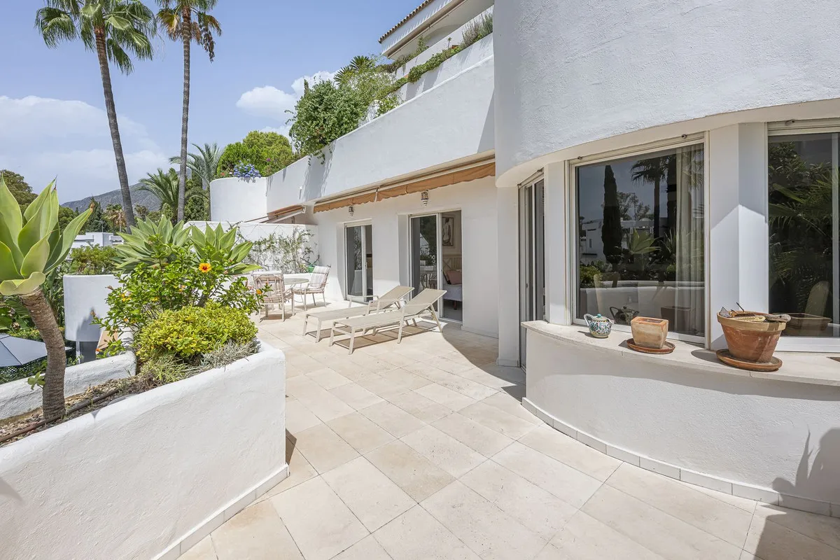 5689ab48-3670-4bff-ab76-aaec637ab2fc