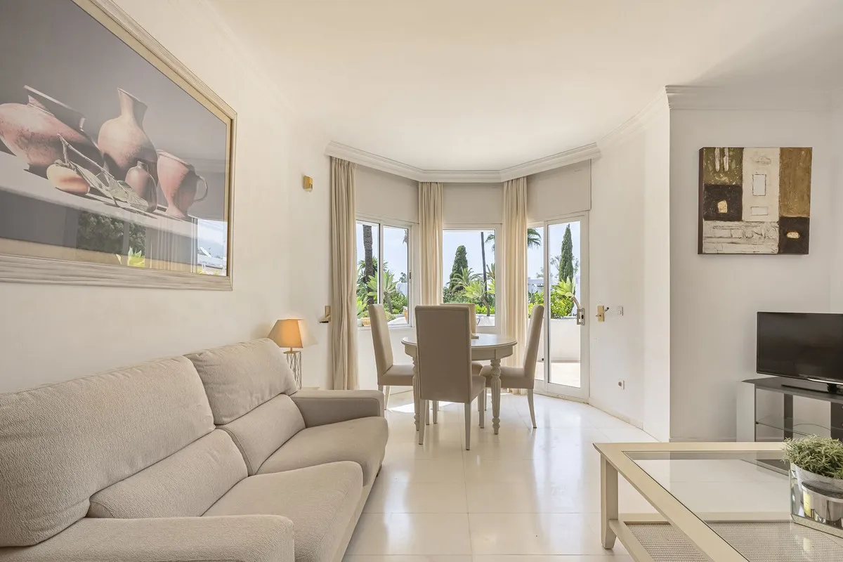 98fda038-4c49-48c3-8a7c-8c7839f576b4